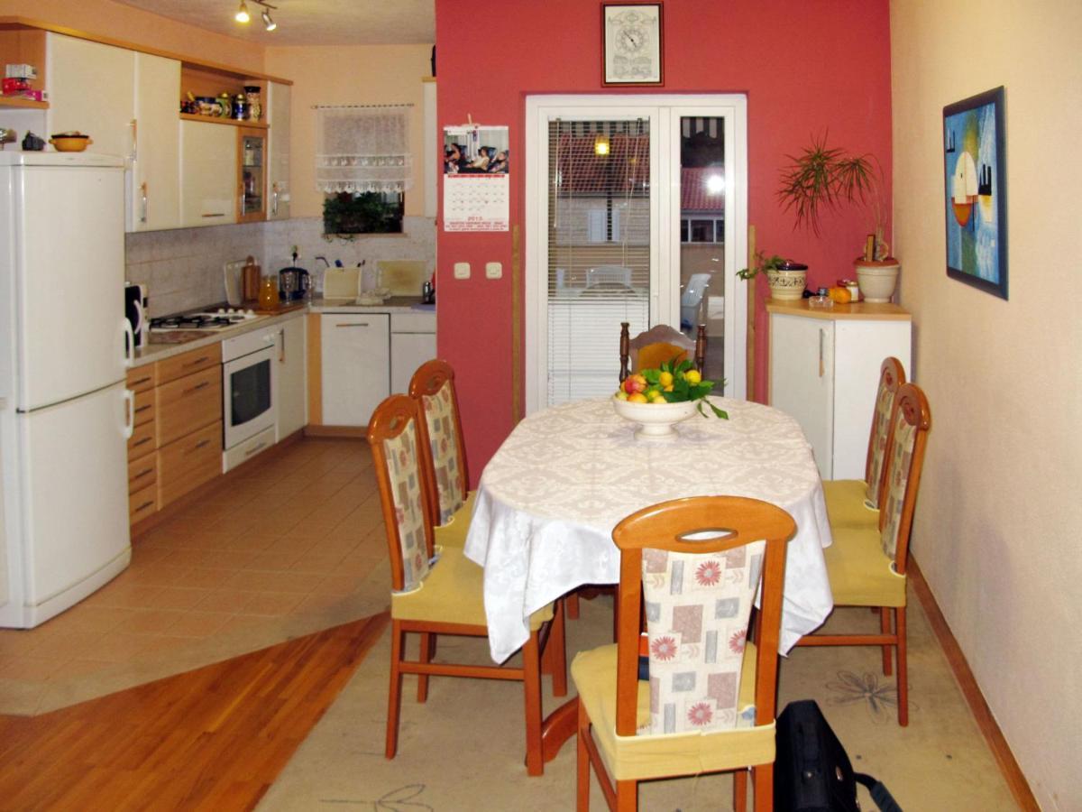 Apartment Mira By Interhome Mirca  Экстерьер фото